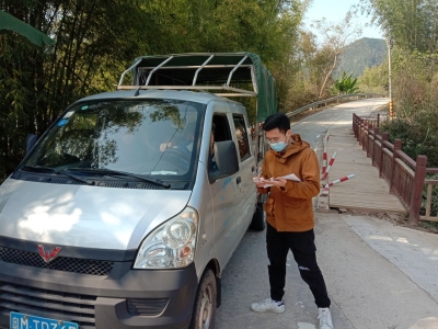 梅江区这位​“95后”选调生坚守在西阳北联村，当好战“疫”排头兵