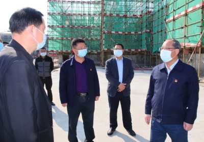 余其豹、洪国华：抓防疫 促发展 全力推进重点项目和重点企业建设
