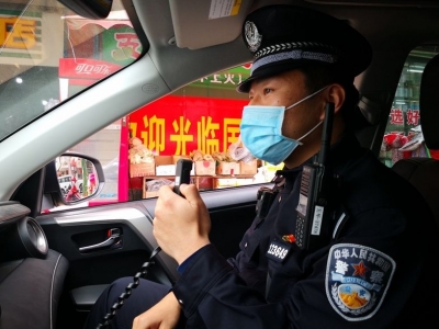 最浪漫的事，就是和你并肩战“疫”！来看这个五华民警的故事