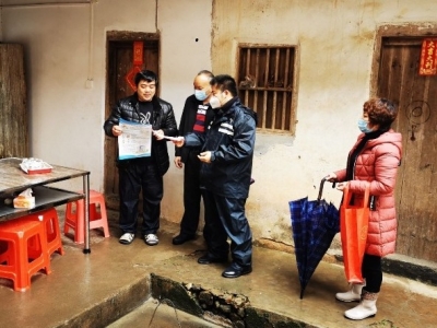 梅县区松源镇黄坑村村支书：守好一村平安，是我们的本分