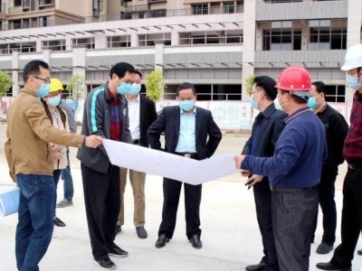 温助民率队检查城区学校疫情防控和教育项目复工工作