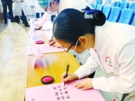 同心“战疫” 党员在行动