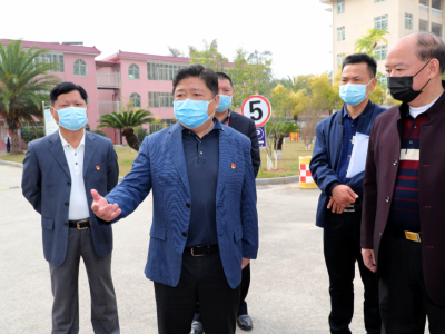 吴晖检查特殊群体服务场所防疫工作：树立一失万无的思想意识 把防控措施做到万无一失 