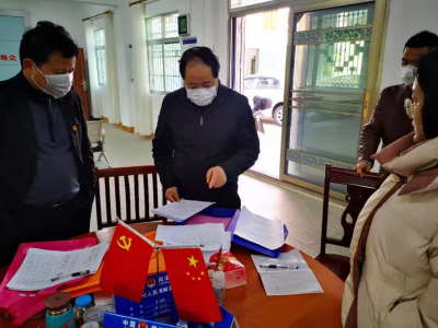 闫景军到梅江区开展疫情防控工作检查