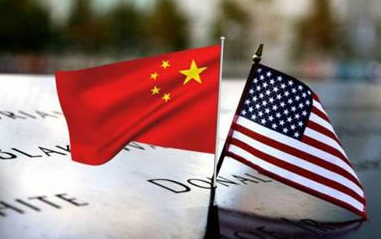 何立峰会见美中关系全国委员会负责人