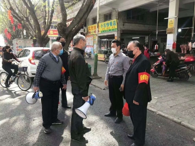 “我坐不住，我必须做点什么”！梅县年逾七旬老党员请缨上战疫一线