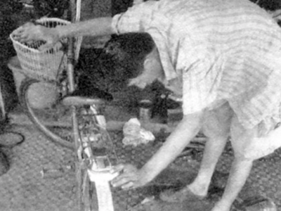 老行当丨修单车 