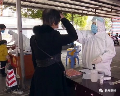 两条战线，一个目标！蕉岭这对医护夫妻用行动诠释责任与担当