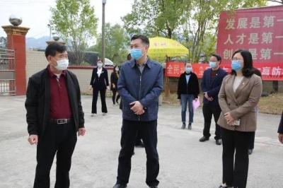 大埔县长熊锋松检查督导企业复工复产工作 