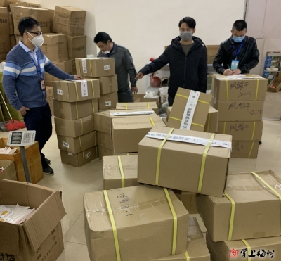 “战疫”时期铁腕执法！五华取缔一间聚集多人从事违法生产经营食品窝点