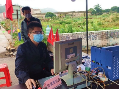 “没有照顾好‘大家’何来‘小家’？”丰顺北斗镇，他在战“疫”一线这样说