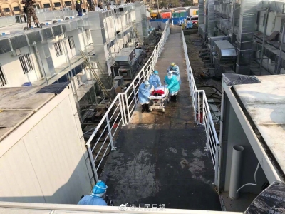 多图直击！刚刚首批患者进入"火神山"！