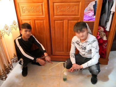 宅归宅，你们怎么可以做这事儿？五华两男子被抓现行！