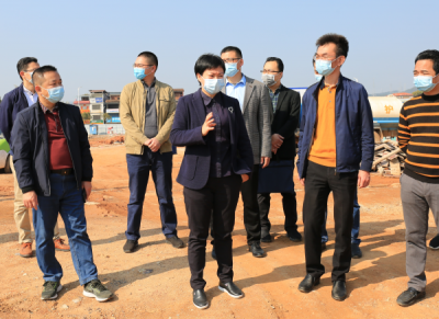 钟秀堂率队督查复工复产情况：疫情防控不松懈，千方百计促复工 