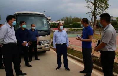 余其豹率队到新陂叶塘两镇调研：齐心协力 众志成城 奋力夺取战疫战贫双胜利