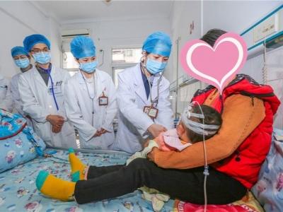 客都巾帼丨上班时连水都不敢多喝，五华儿科医生戴伟霞：“仁爱”使我坚持