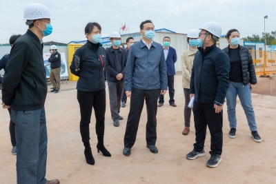 张爱军到梅州城区检查重点民生项目疫情防控和复工建设：精准稳妥推动项目全面复工复产