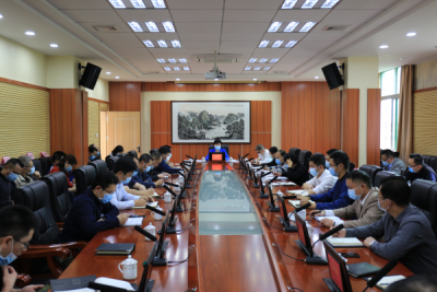 梅江区召开区政府党组（扩大）会议、区新冠肺炎防控指挥部（扩大）会议和区政府常务会