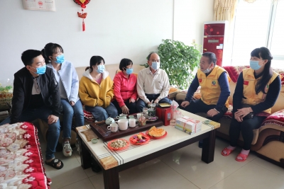 心系一线，温暖后方！他们为援助湖北医务人员家属送去关怀...