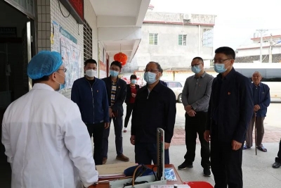 余其豹：精准实施差异化防控策略 推动援企稳岗政策落实落地