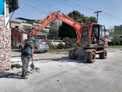 @梅江区三角村村民 今年上半年，你家用水难题将得到解决！