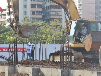 防疫+复工，两手抓两手硬！梅江区吹响重点项目建设“冲锋号”