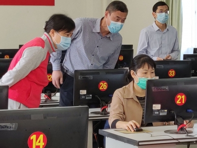 张晨到我市学校随机检查校园疫情防控和开学准备工作落实情况：抓细防疫工作 确保安全开学