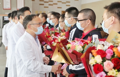精神抖擞再出发！梅州市人民医院11名支援湖北医疗队队员正式归队