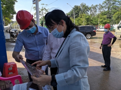 张晨到梅县区调研检查学生返校及学校建设工作