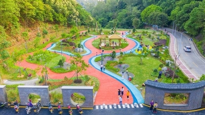 “养眼”又怡心！梅城百岁山德馨园开园迎客啦…