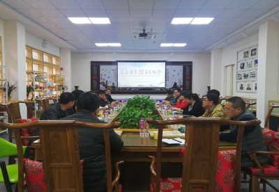 梅江区召开“以文化+创意赋能农副产品进行产业升级”座谈会