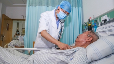 【战疫英雄】舒昱立丨不后悔，从来没有后悔！武汉，请让我为你而战！