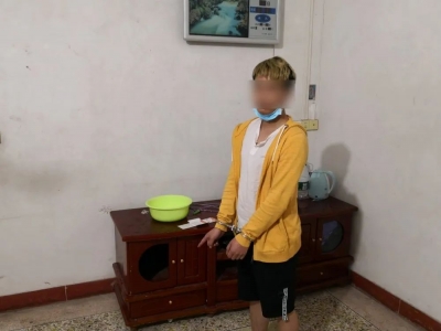 手机放在宿舍充电离奇消失！原因竟是...