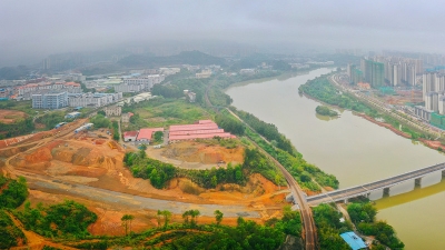 “必须把时间抢回来！”罗乐大桥至开发区这段路月底通车