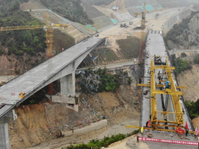 比预定工期提前20天！大丰华高速三渡水大桥今日顺利贯通