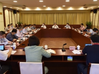 市纪委常委会（扩大）会议：统筹兼顾抓改革 持之以恒纠“四风”