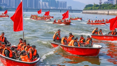 梅江畔，浪花飞溅！“生命之舟”演练正酣