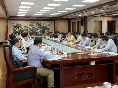 广铁集团等来梅对接铁路项目建设事宜，张爱军参加座谈会：明确目标细化任务 加快推进铁路建设