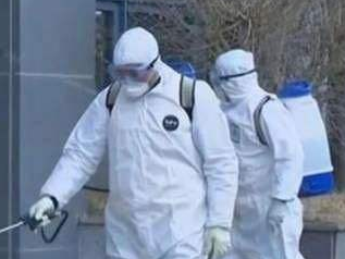 美国新冠肺炎确诊病例突破33万 死亡近万人