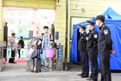 静态驻勤，动态巡逻！五华公安护航莘莘学子