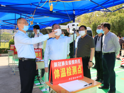 余其豹：滴水不漏抓防疫 攻坚克难促复学