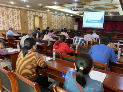 蕉岭卫监开展职业健康知识进企业活动