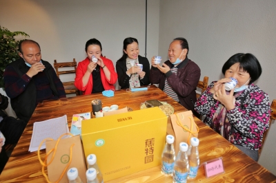 茶烟缓缓，蕉特名茶的前世今生从这里说起...