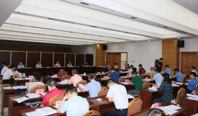 余其豹：紧盯脱贫“硬目标”“硬任务”  向人民群众交出一份满意答卷