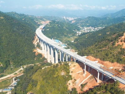 大埔召开大潮高速公路（含大漳支线）建设协调会