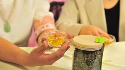 私人订制！苏总带着她的“姑娘茶”来咯，太“上头”啦~