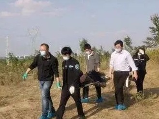 “活埋”母亲的马某某被批准逮捕！ 涉嫌故意杀人罪  