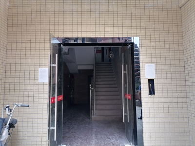 平远一小区迟迟不交房，还涉嫌违规收费？业主表示：？？？