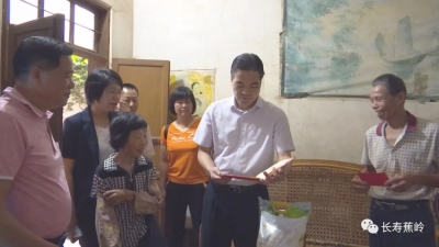 刘彩波到三圳镇督战脱贫攻坚工作：坚持补短板强弱项 坚决打赢脱贫攻坚战