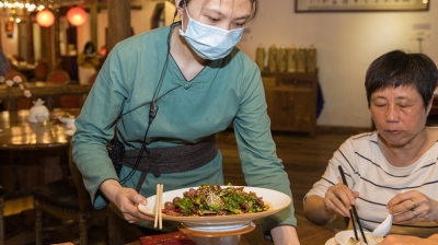 “公筷公勺”摆上桌，梅州现在流行这样吃饭...